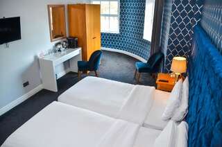 Отель Hotel St George by Nina Дублин Стандартный двухместный номер с 2 отдельными кроватями-1