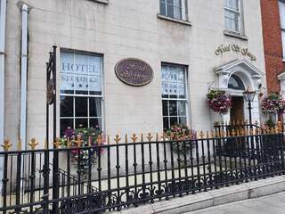 Отель Hotel St George by Nina Дублин-4