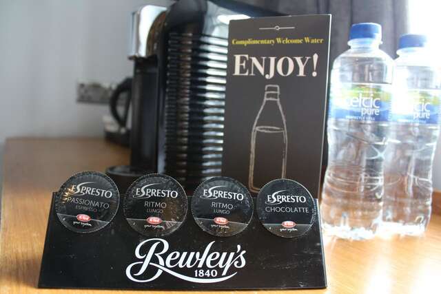 Отель Hotel St George by Nina Дублин-45